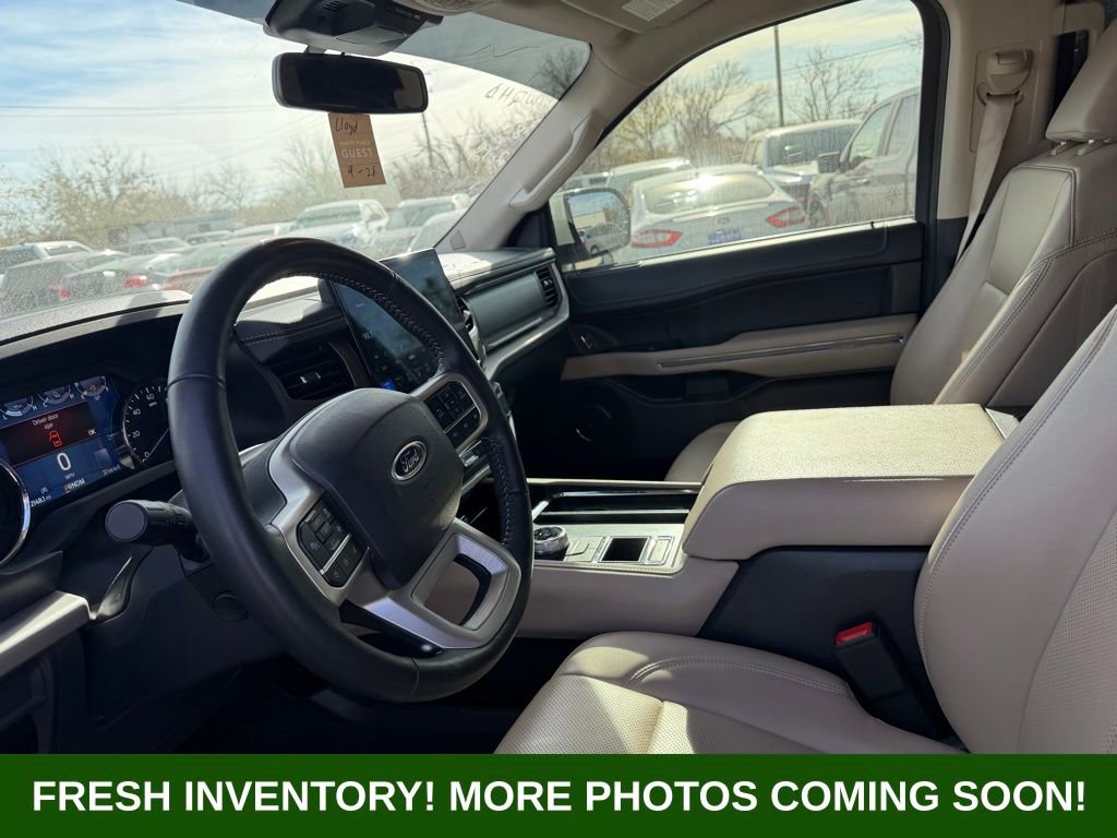Used 2024 Ford Expedition Max XLT image 8