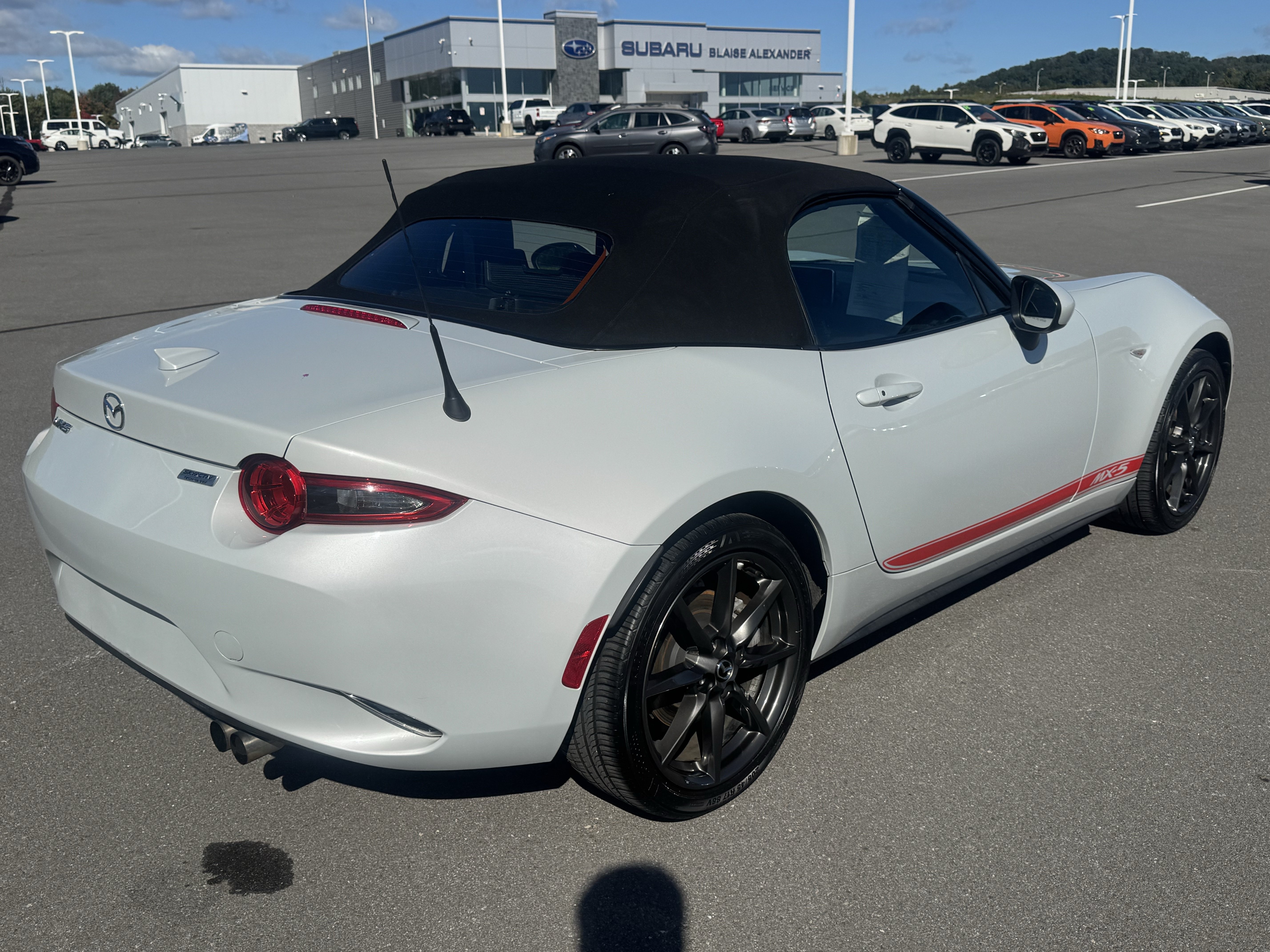 Used 2016 MAZDA MX-5 Miata Grand Touring RWD image 3