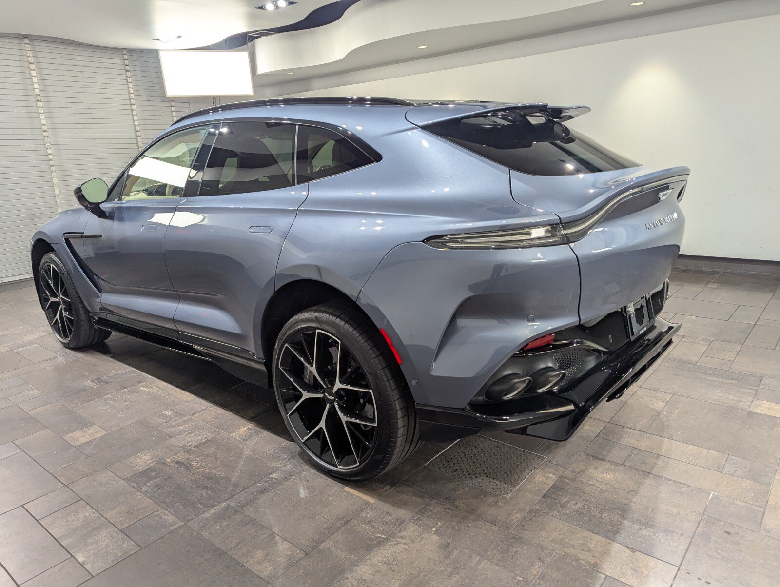 New 2026 Aston Martin DBX 707 AWD/4WD image 2