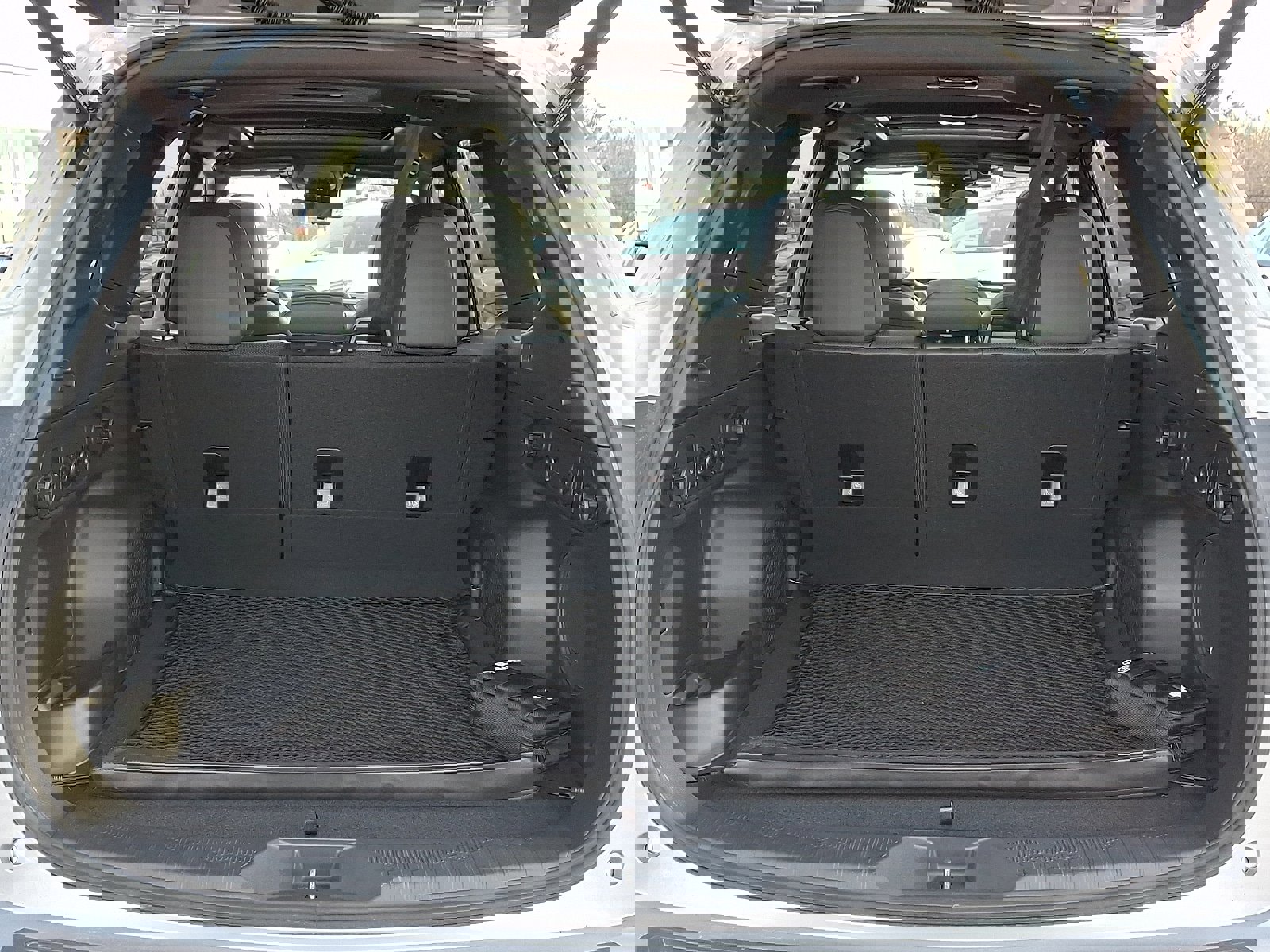 Used 2025 Subaru Forester Touring image 30