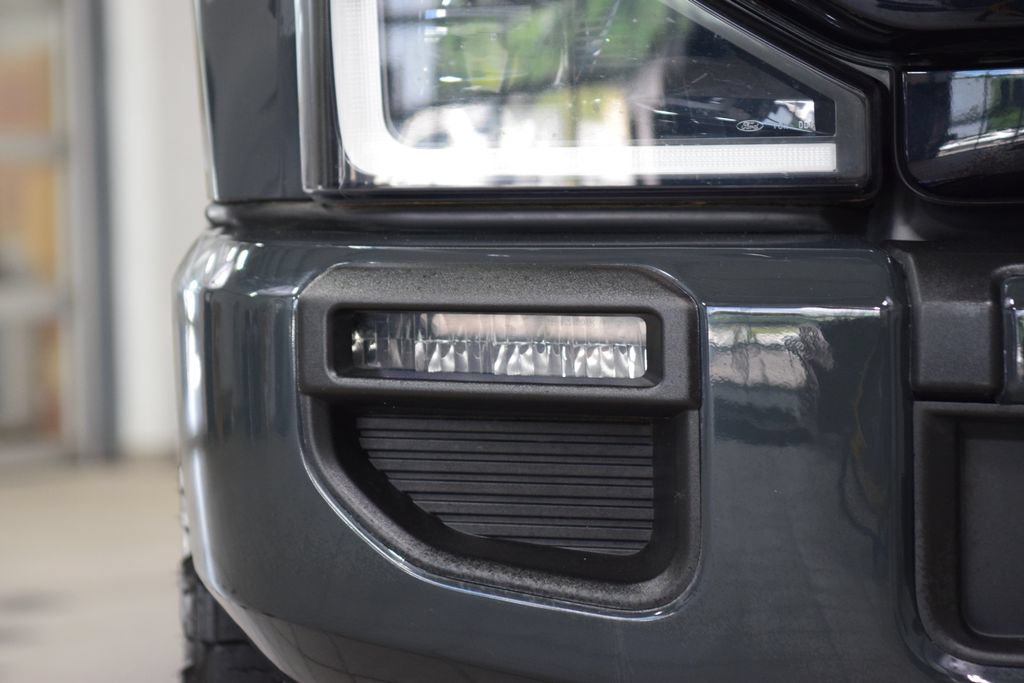 Used 2021 Ford F250 Lariat AWD/4WD image 13