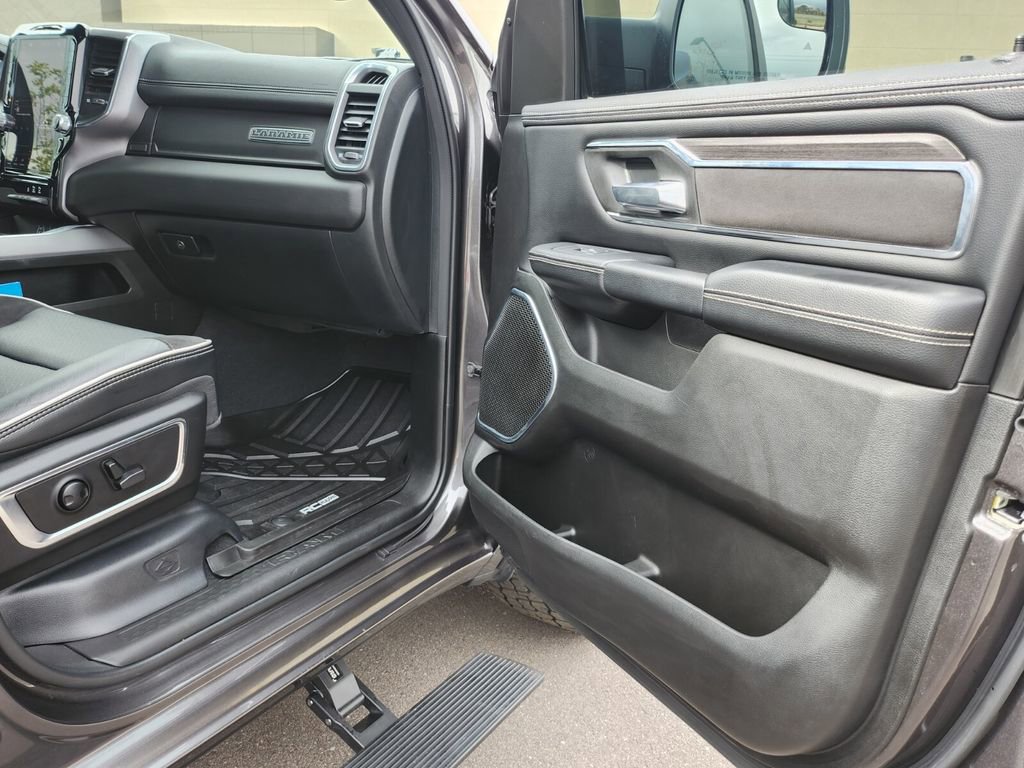 Used 2025 RAM 1500 Laramie w/ Sport Appearance Package AWD/4WD image 23