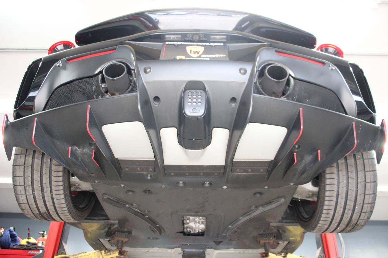 Used 2020 Ferrari 488 Pista Coupe RWD image 97