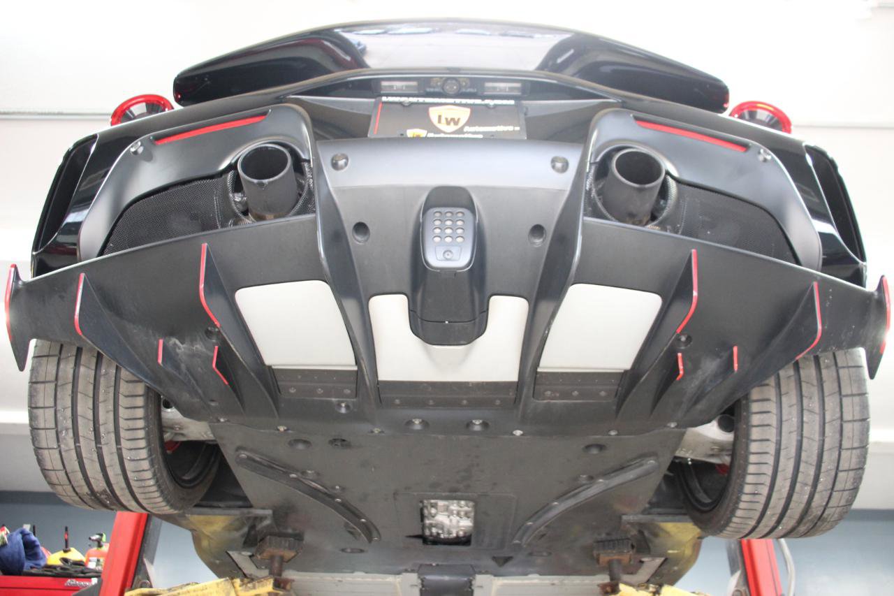 Used 2020 Ferrari 488 Pista Coupe image 97