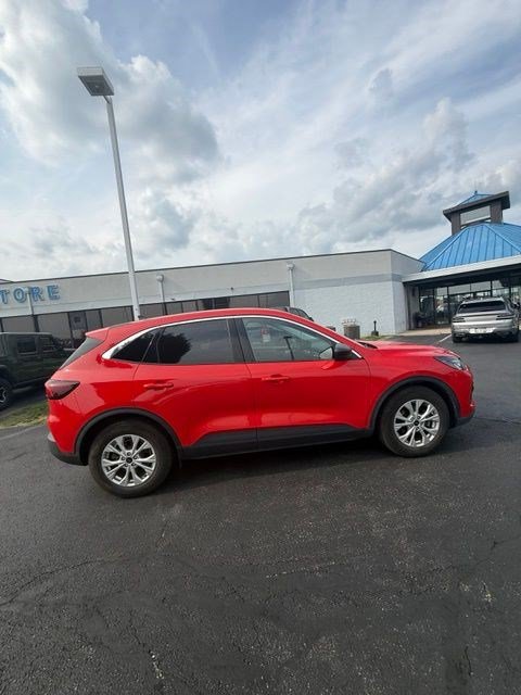 Used 2024 Ford Escape Active FWD image 5