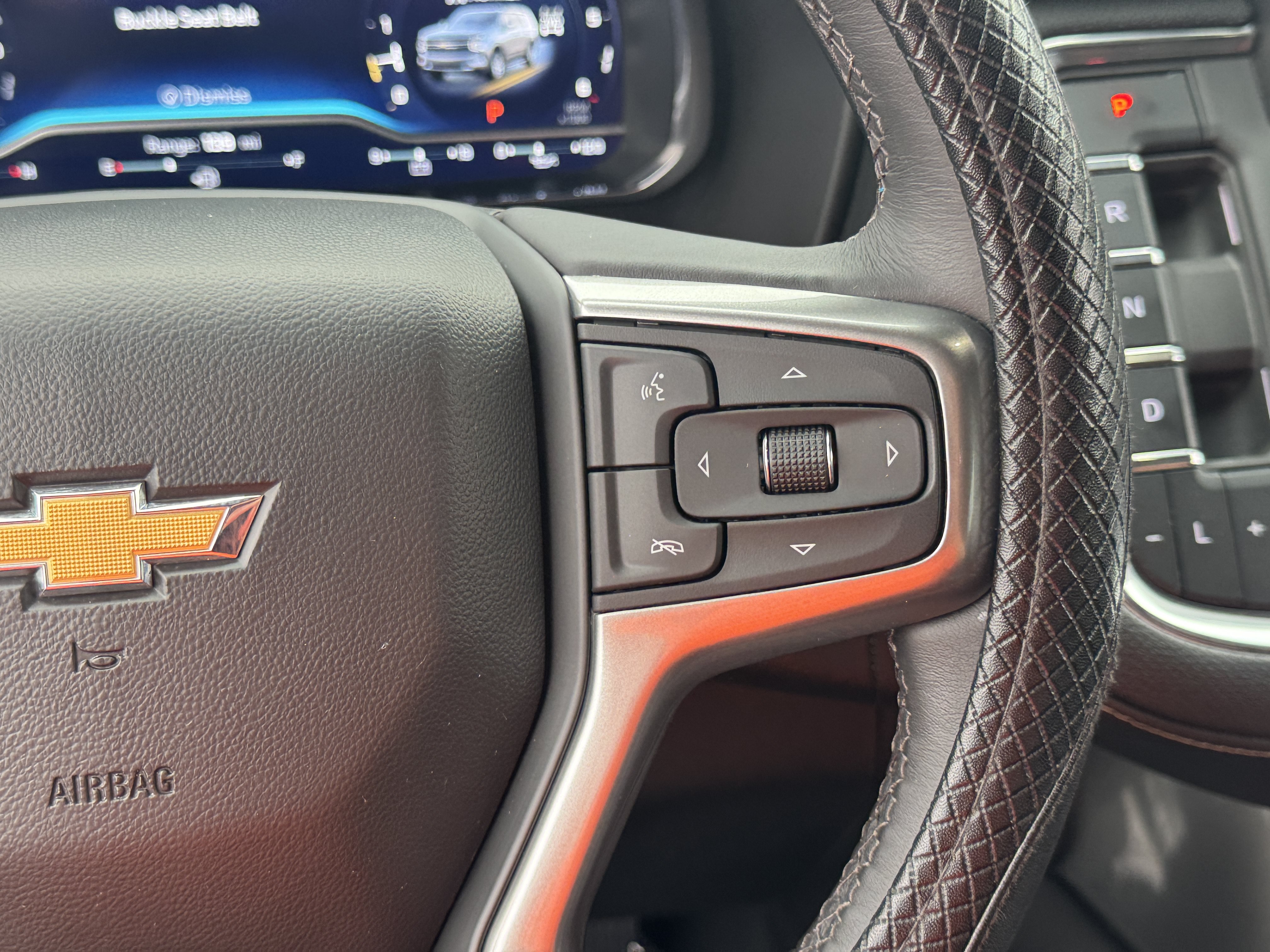 Used 2022 Chevrolet Suburban Premier AWD/4WD image 24