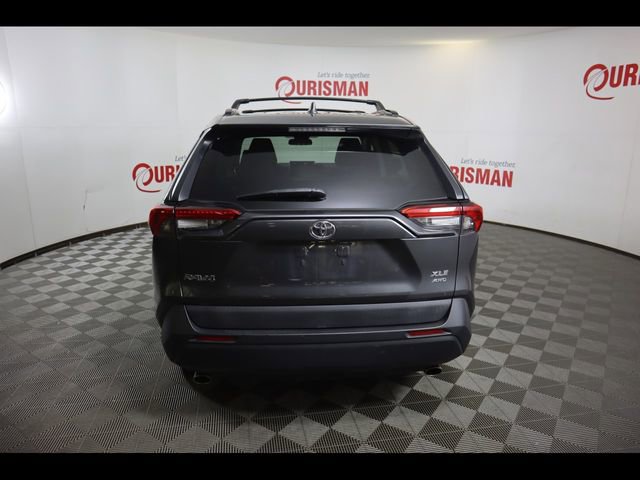 Used 2019 Toyota RAV4 XLE w/ Convenience Package AWD/4WD image 10