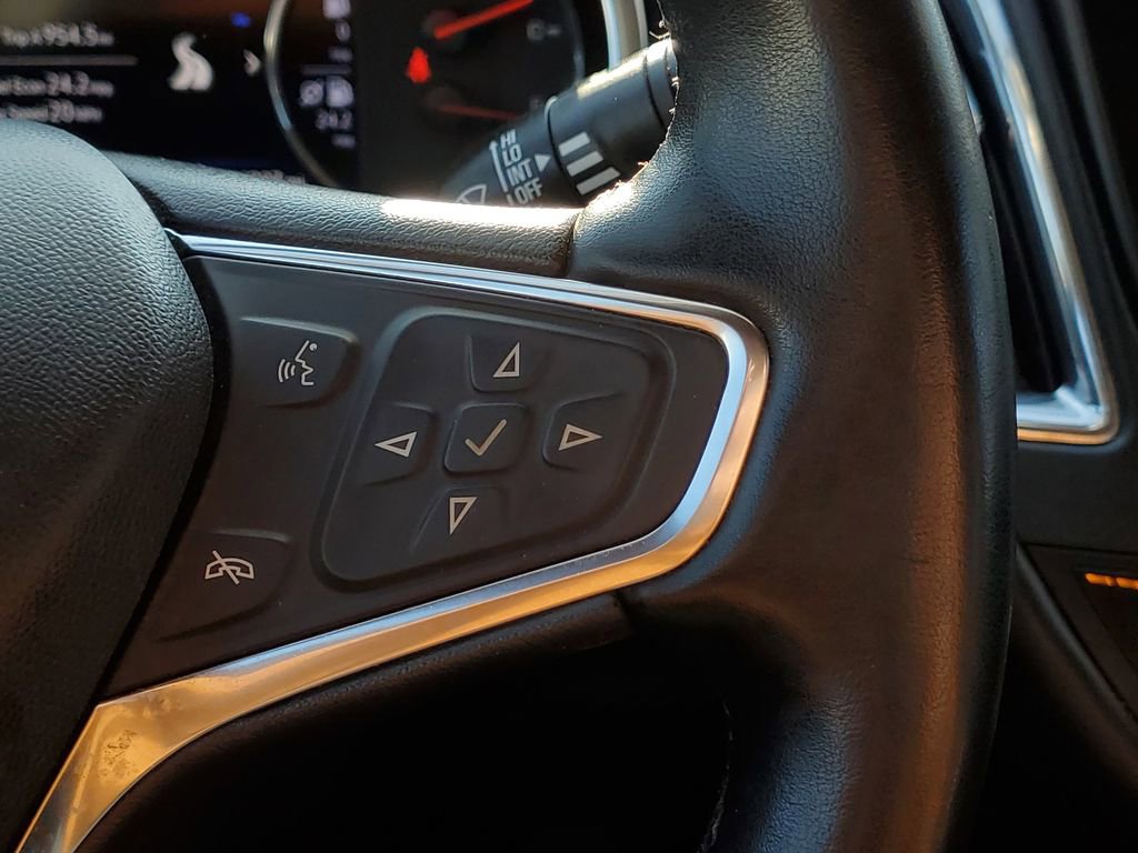 Used 2024 Chevrolet Malibu LT image 17
