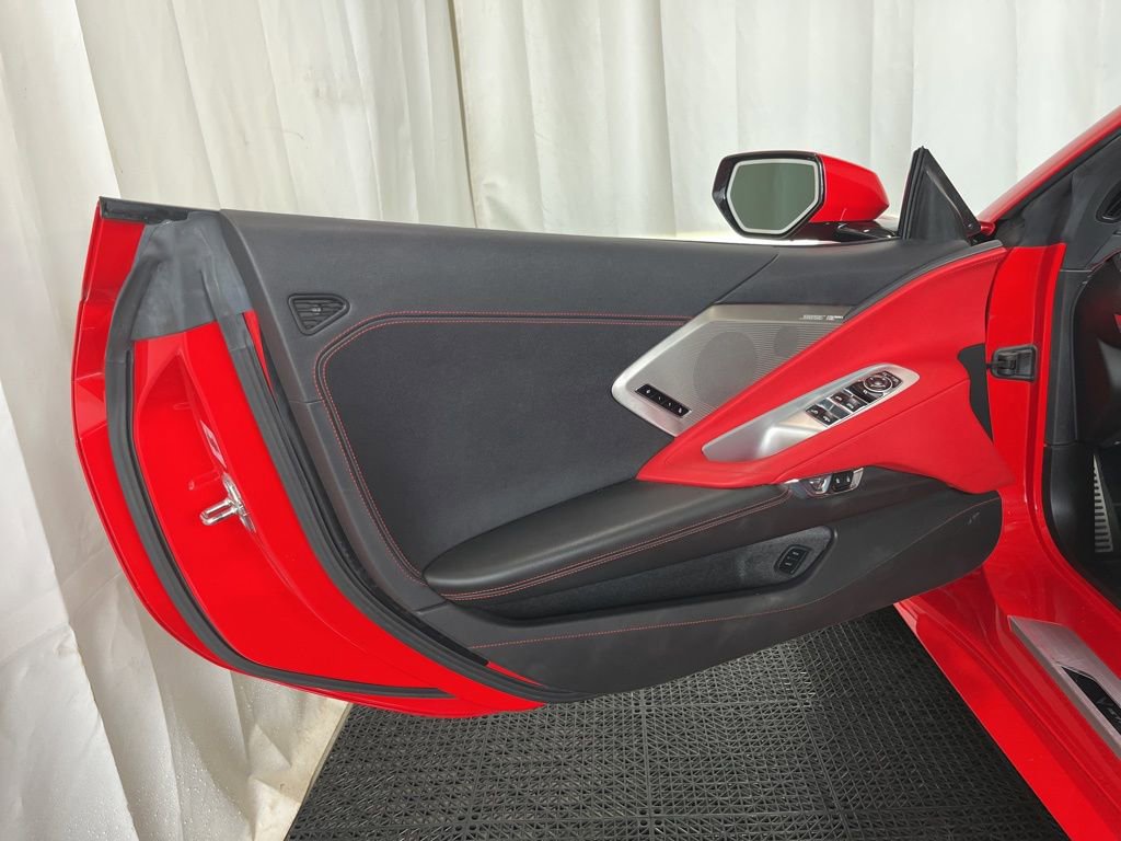 Used 2022 Chevrolet Corvette Stingray Preferred Conv w/ Z51 Performance Package RWD image 21