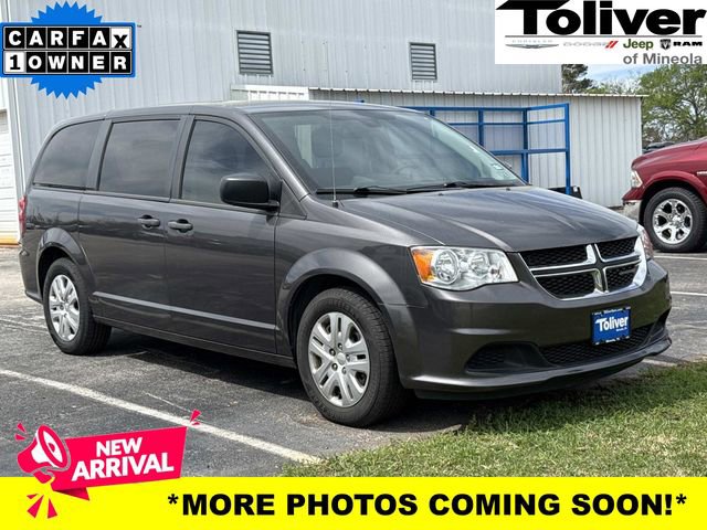 Used 2019 Dodge Grand Caravan SE w/ UConnect Hands-Free Group