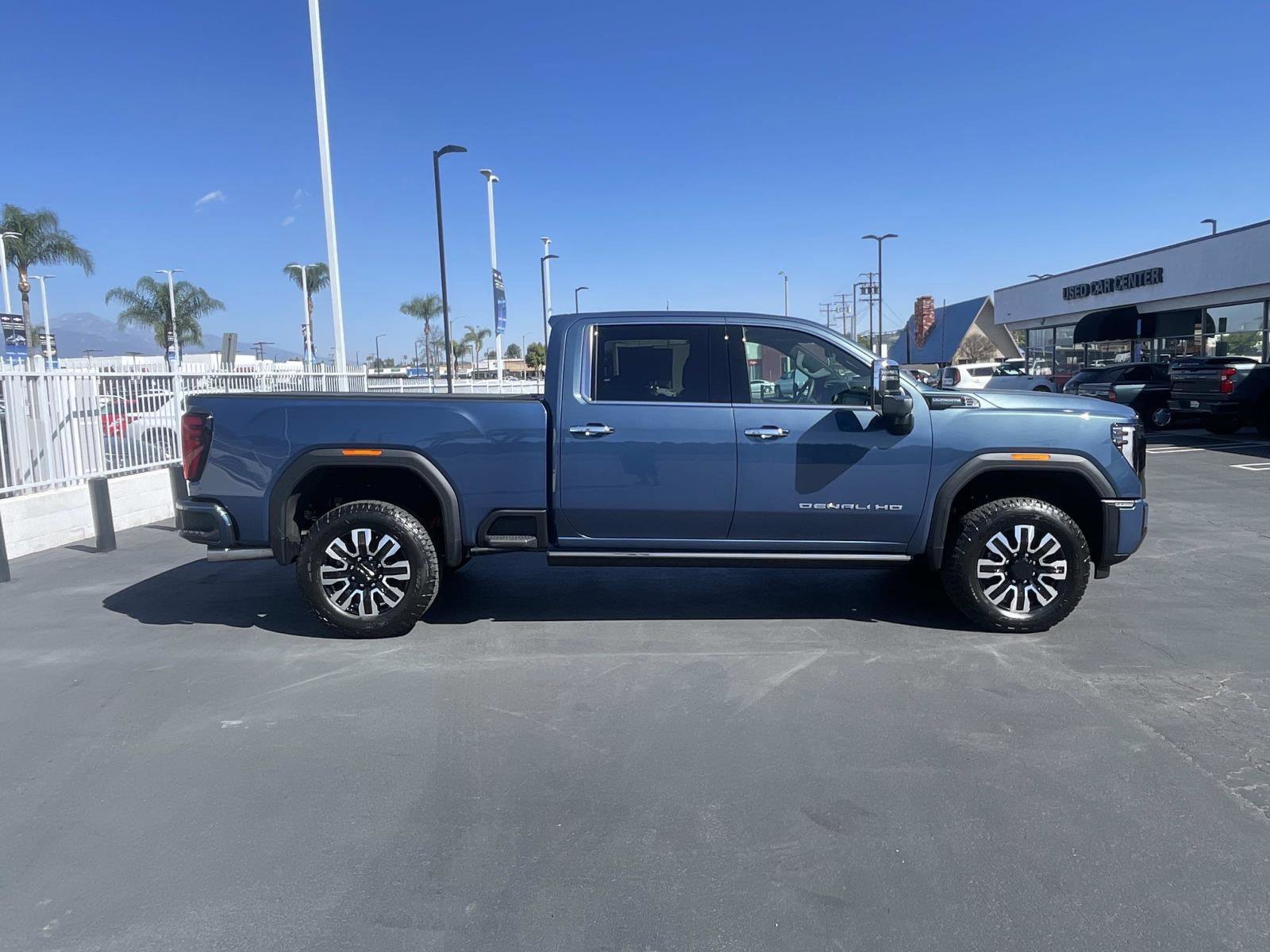 New 2026 GMC Sierra 2500 Denali Ultimate w/ Max Trailering Package AWD/4WD image 4