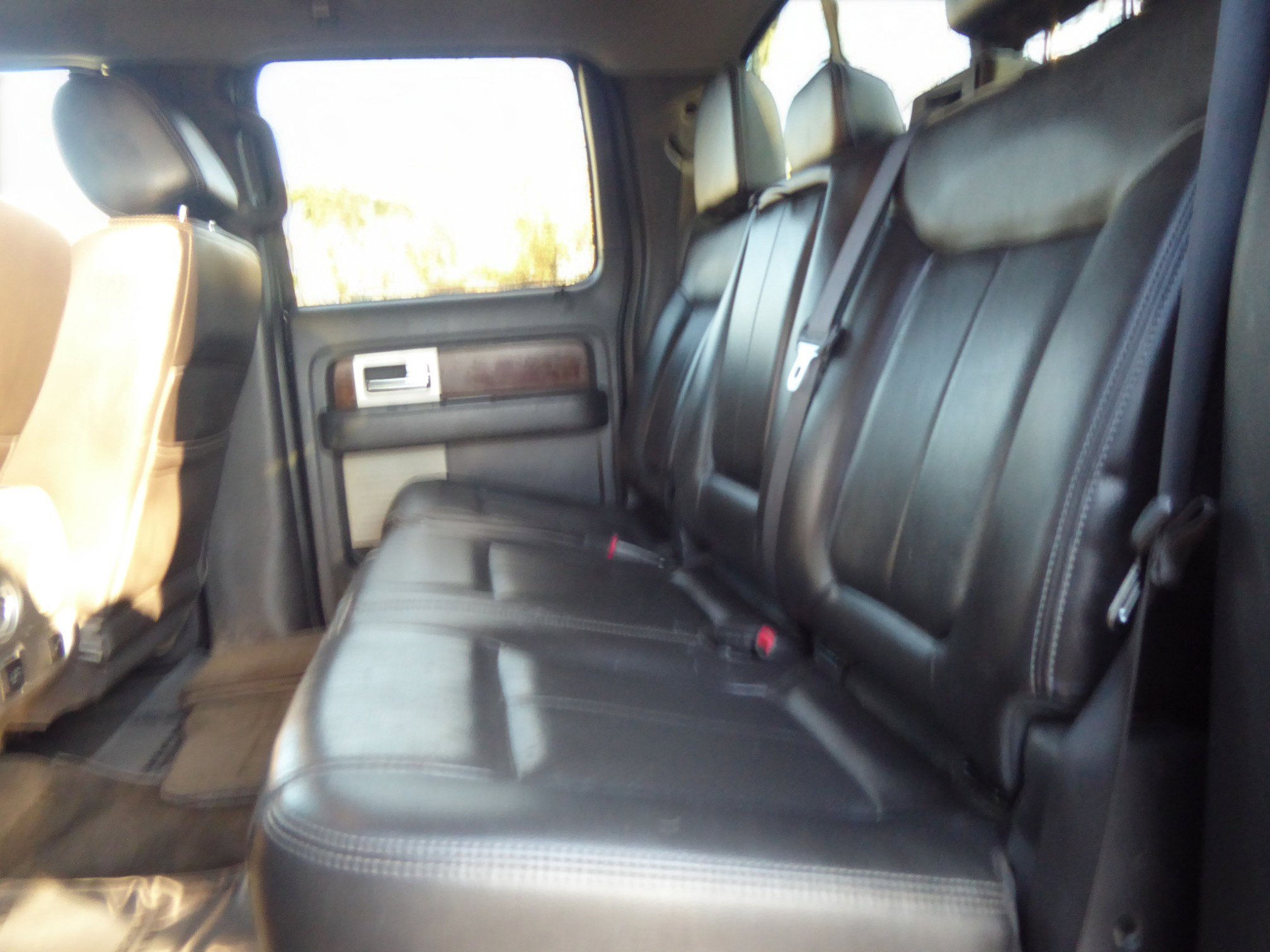 Used 2013 Ford F150 Lariat w/ Luxury Equipment Group image 16