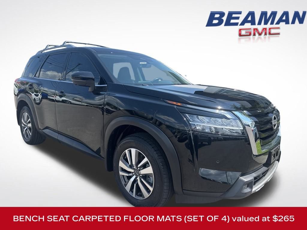 Used 2023 Nissan Pathfinder SL