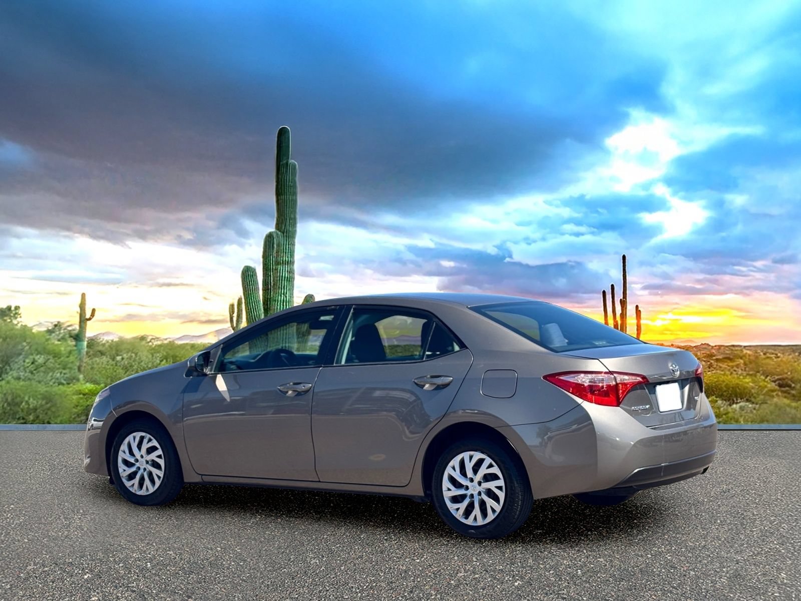 Used 2019 Toyota Corolla LE FWD image 4