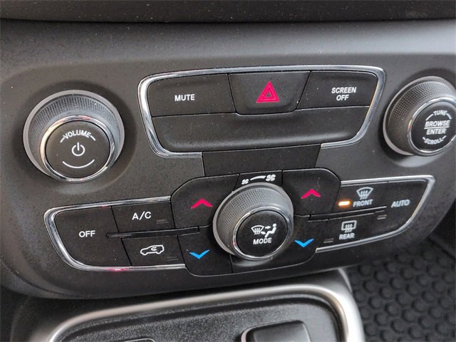 Certified 2019 Jeep Compass Latitude w/ Cold Weather Group image 22