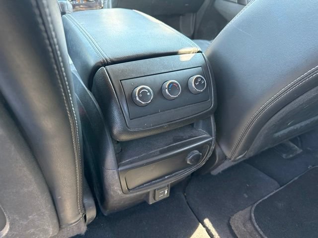 Used 2017 Buick Enclave Leather FWD image 19