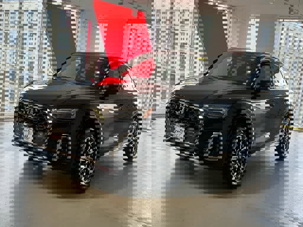 Certified 2025 Audi Q5 2.0T Premium Plus image 1