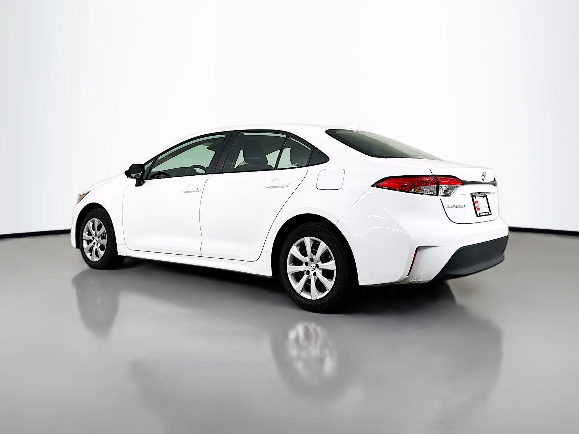 Certified 2026 Toyota Corolla LE FWD image 5
