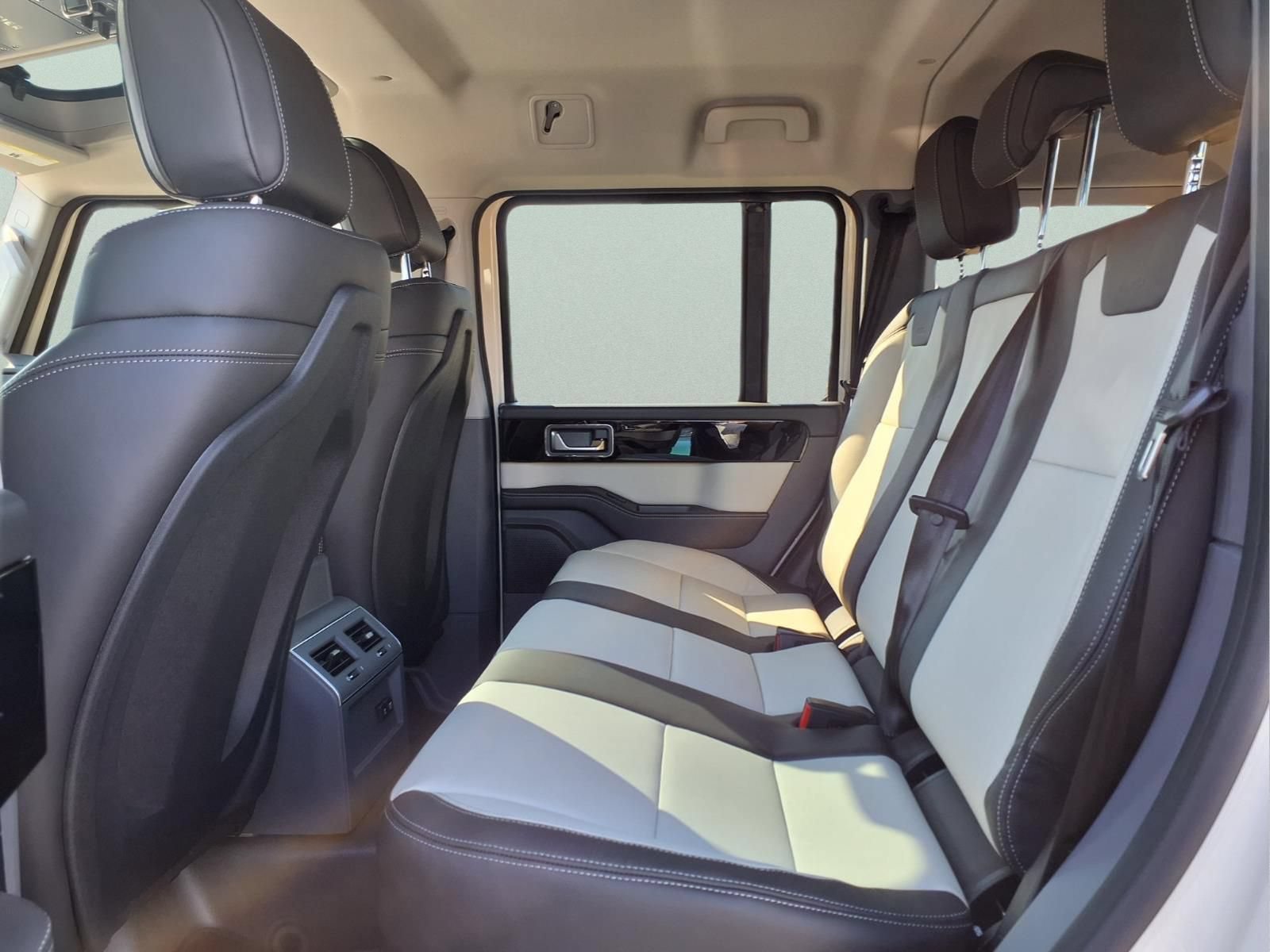 New 2025 INEOS Grenadier Station Wagon AWD/4WD image 9
