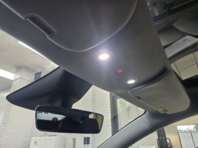 Used 2026 Tesla Model Y 2WD image 21