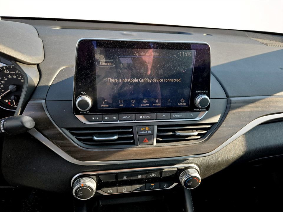 Used 2023 Nissan Altima 2.5 SV image 25