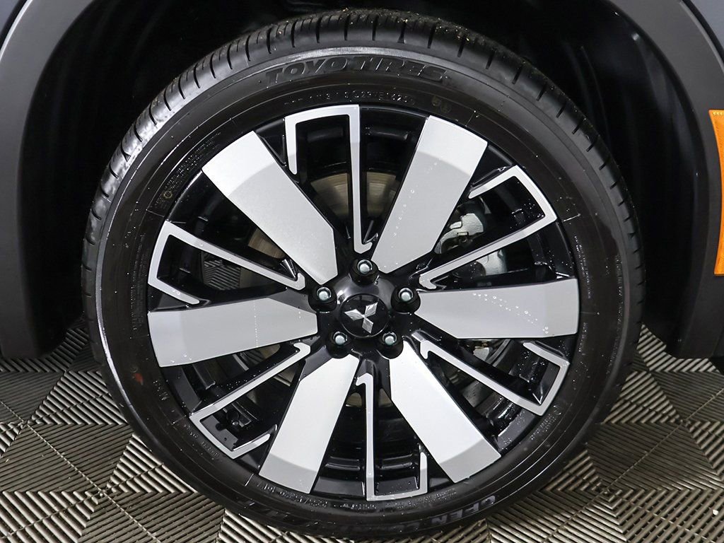 New 2025 Mitsubishi Outlander SEL image 26