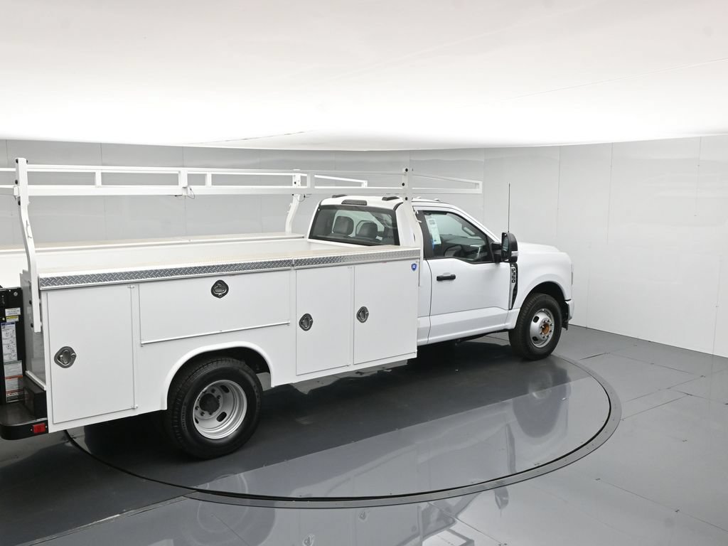 New 2026 Ford F350 XL w/ XL Chrome Package RWD image 44
