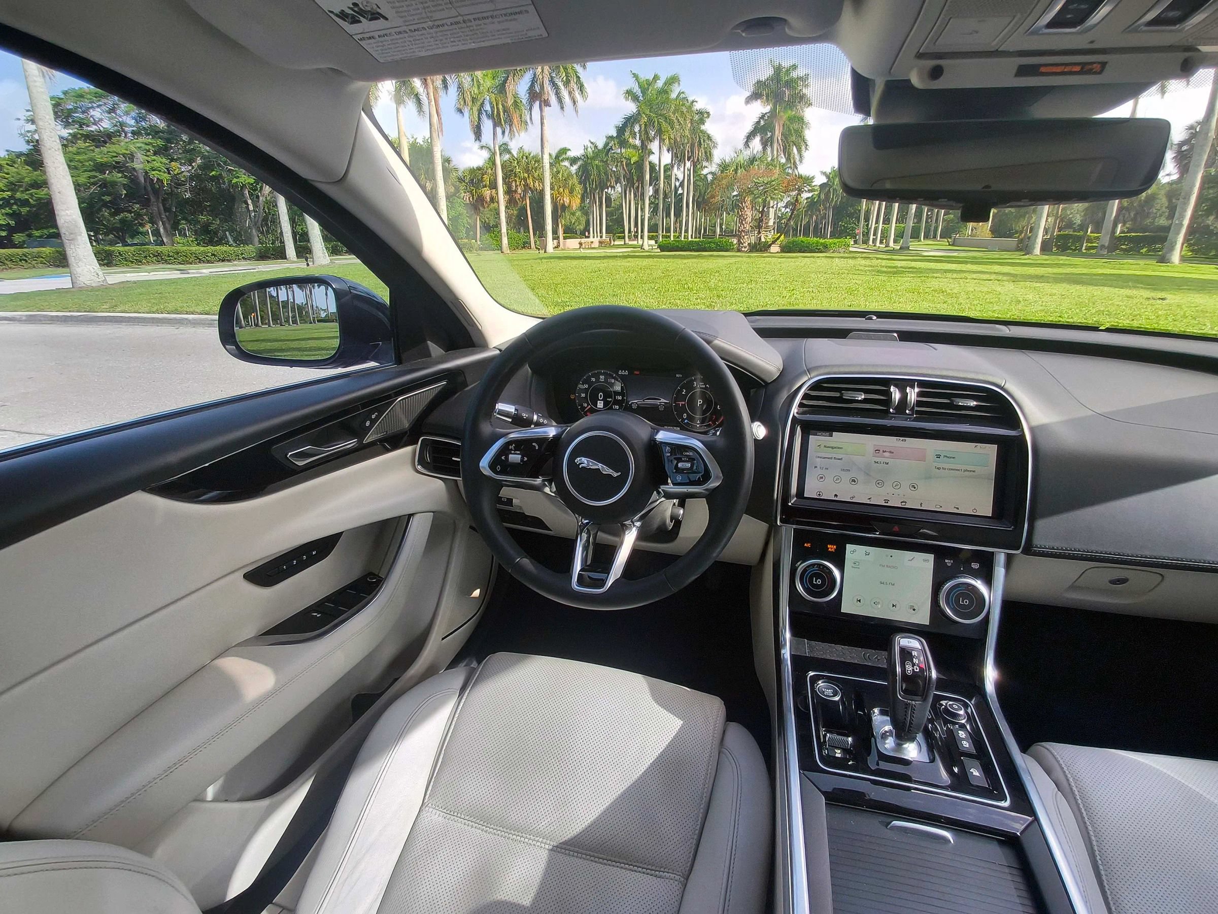 Used 2020 Jaguar XE S AWD/4WD image 10