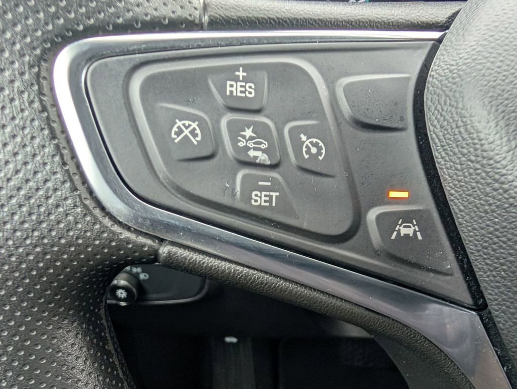 Used 2024 Chevrolet Equinox LS image 26