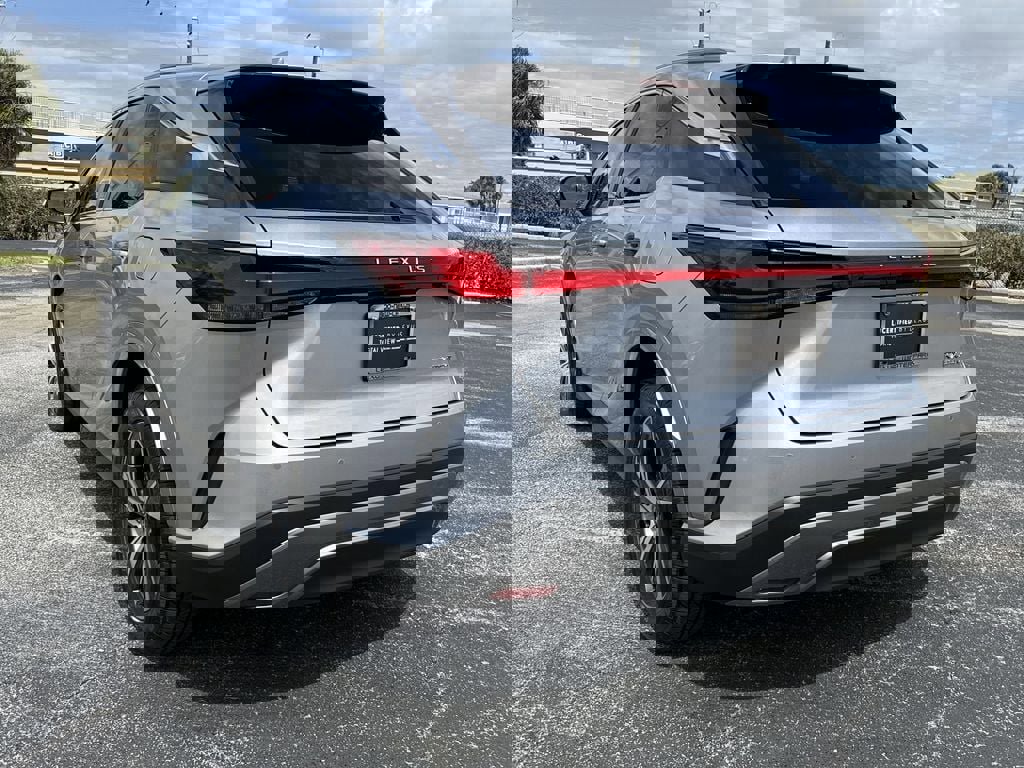 Used 2025 Lexus RX 350 Premium image 10