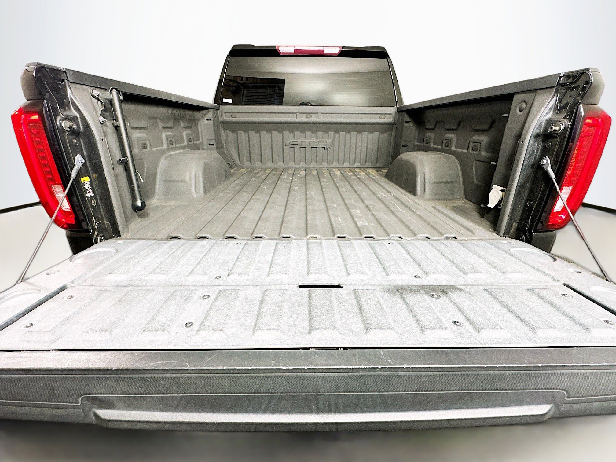 Used 2021 GMC Sierra 1500 AT4 image 26