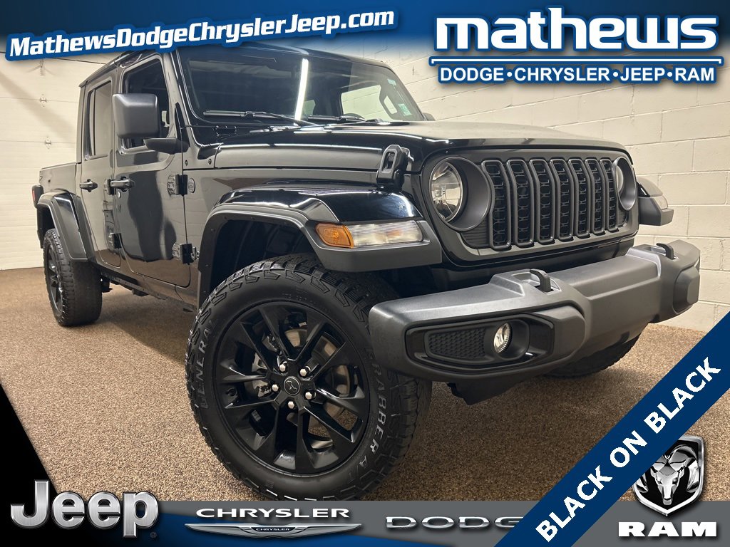 Used 2024 Jeep Gladiator Sport