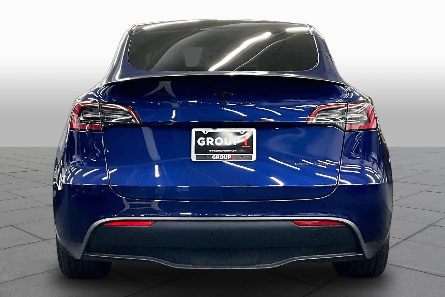 Used 2023 Tesla Model Y Long Range AWD/4WD image 4