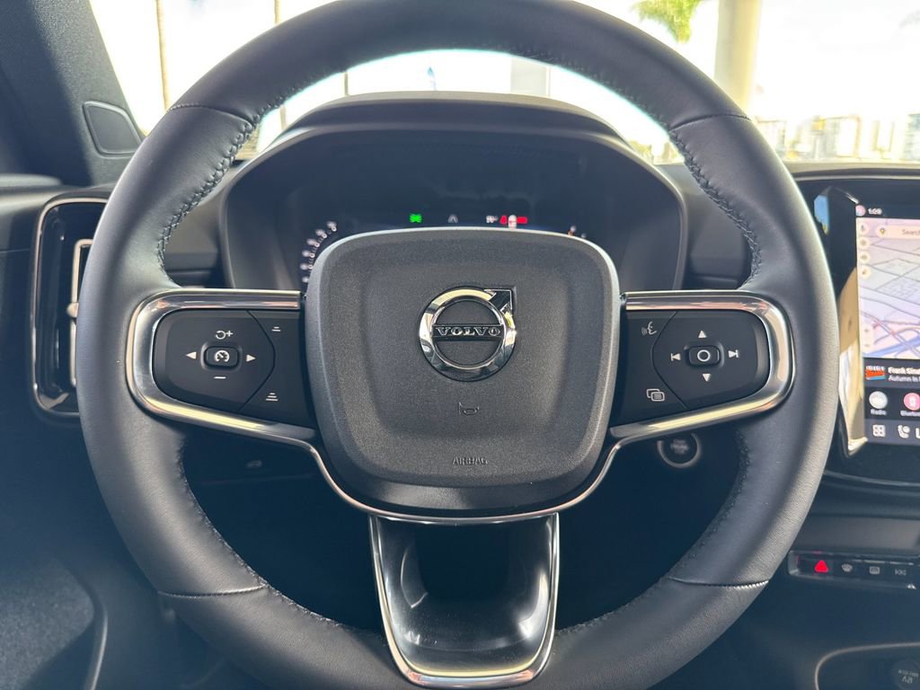 New 2026 Volvo XC40 B5 Ultra w/ Climate Package image 23