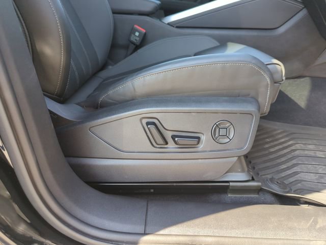 Used 2025 Audi Q5 Premium Plus w/ Premium Plus image 37