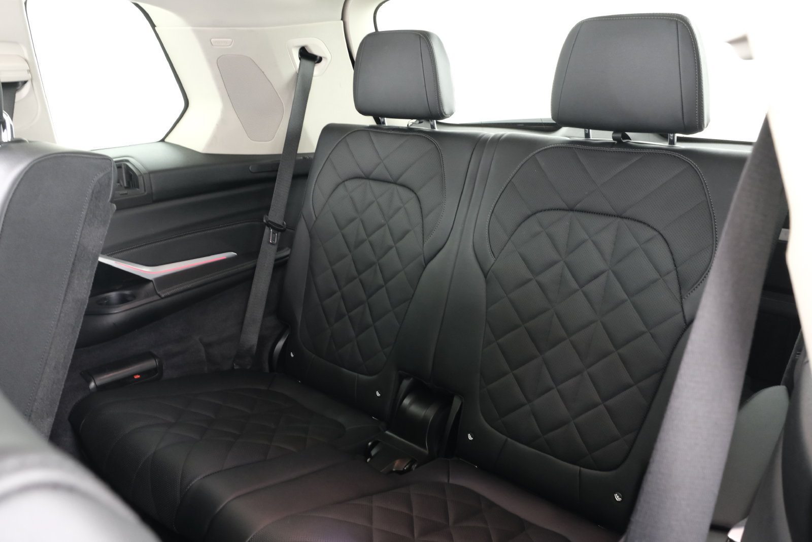 Used 2024 BMW X7 xDrive40i AWD/4WD image 34