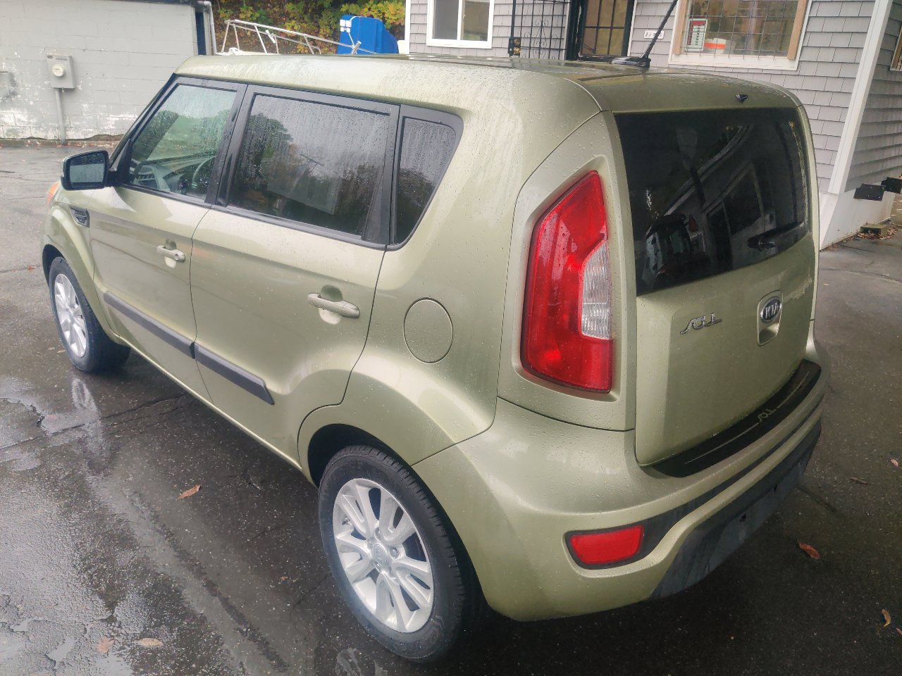 Used 2012 Kia Soul + image 4