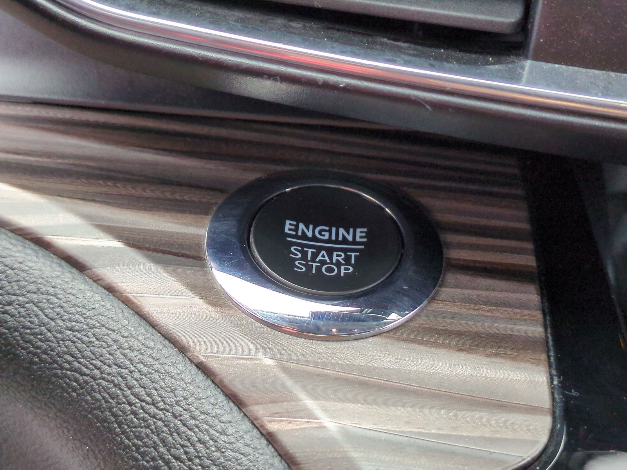 Certified 2023 Ford Explorer Limited AWD/4WD image 21