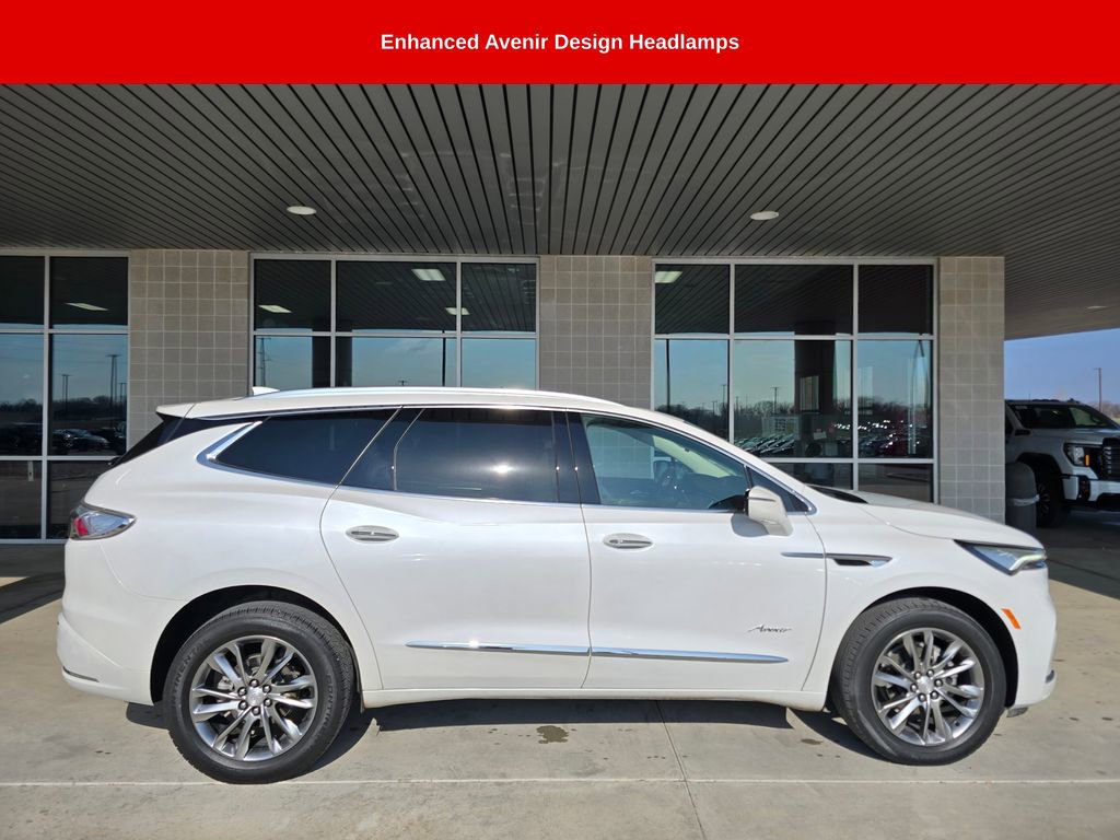 Used 2022 Buick Enclave Avenir w/ Avenir Technology Package image 9