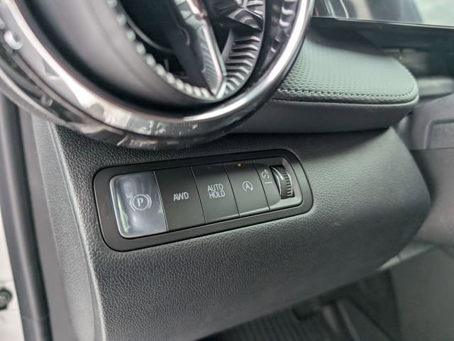 New 2026 Chevrolet Equinox LT w/ Convenience Package II image 16