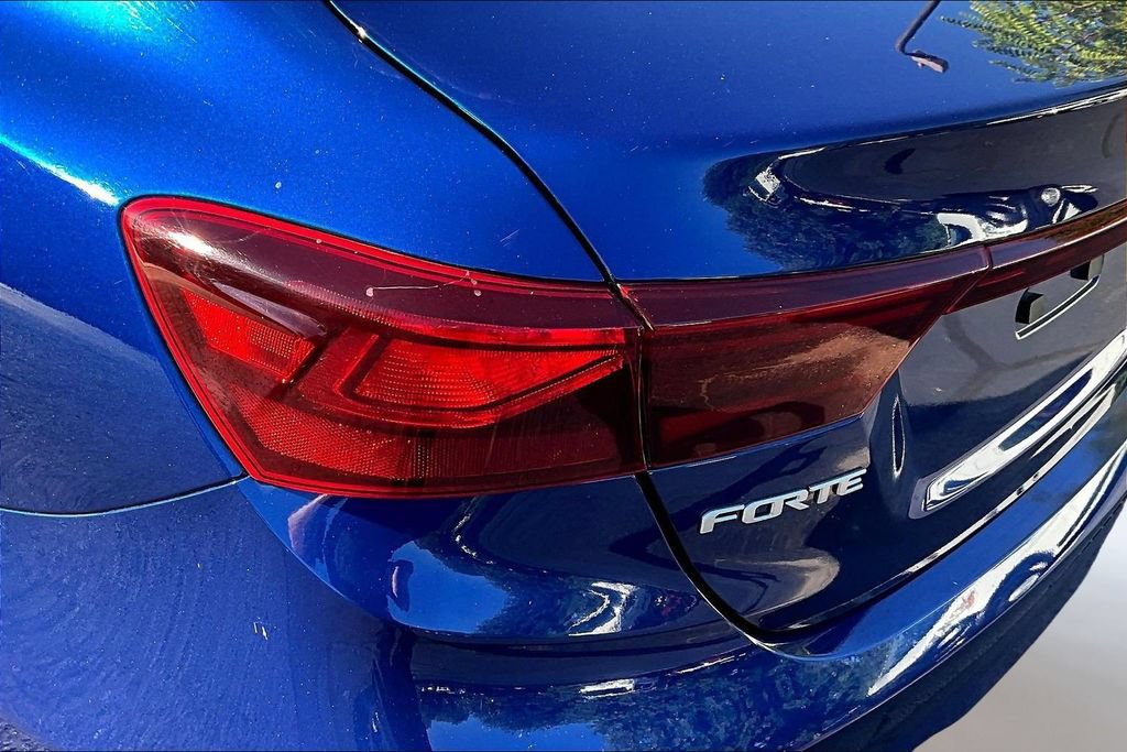 Used 2023 Kia Forte LXS FWD image 19