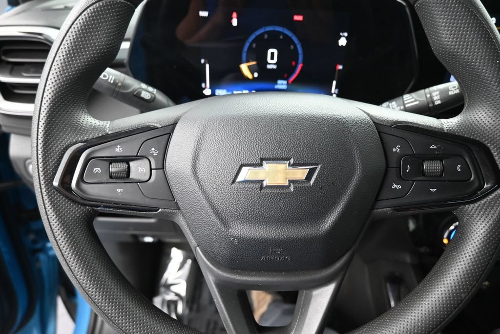 Used 2025 Chevrolet TrailBlazer LT AWD/4WD image 38