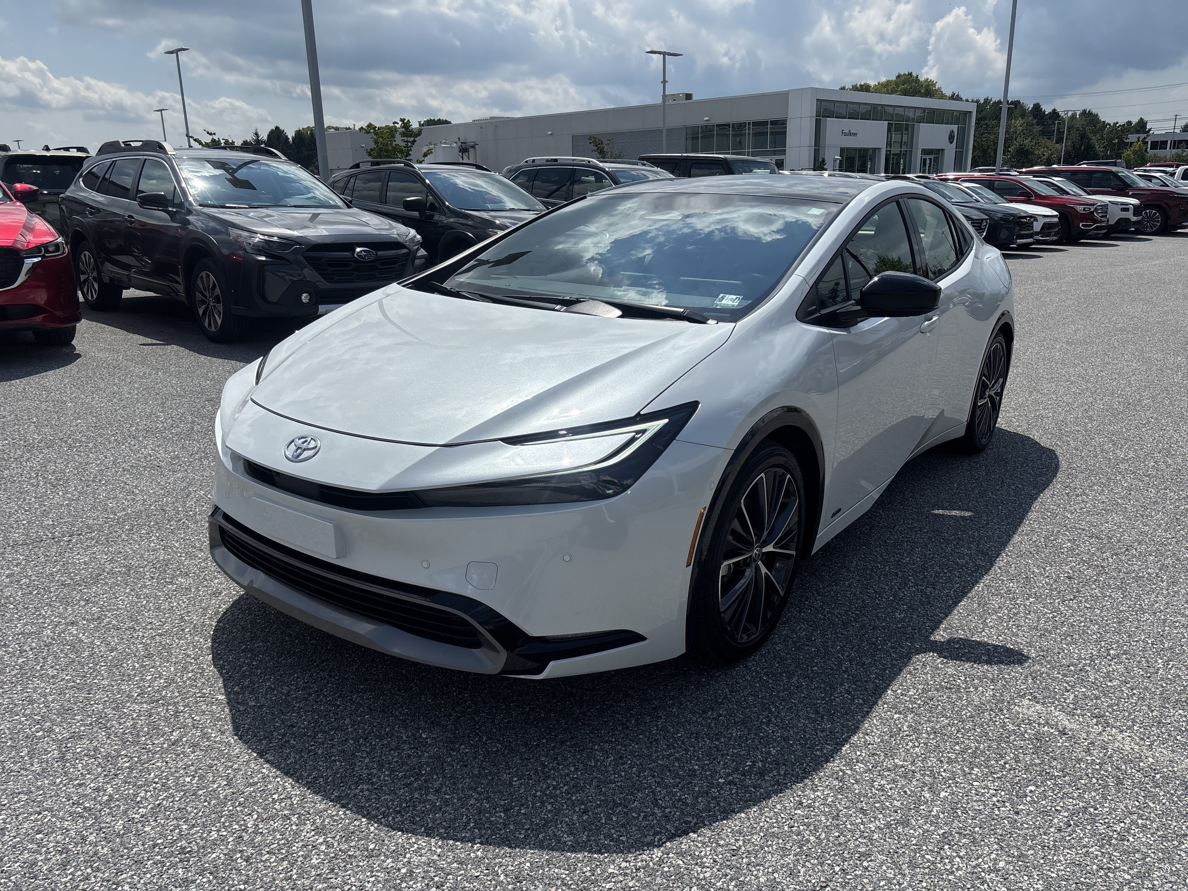 Used 2025 Toyota Prius Limited w/ Limited Premium Package AWD/4WD image 18