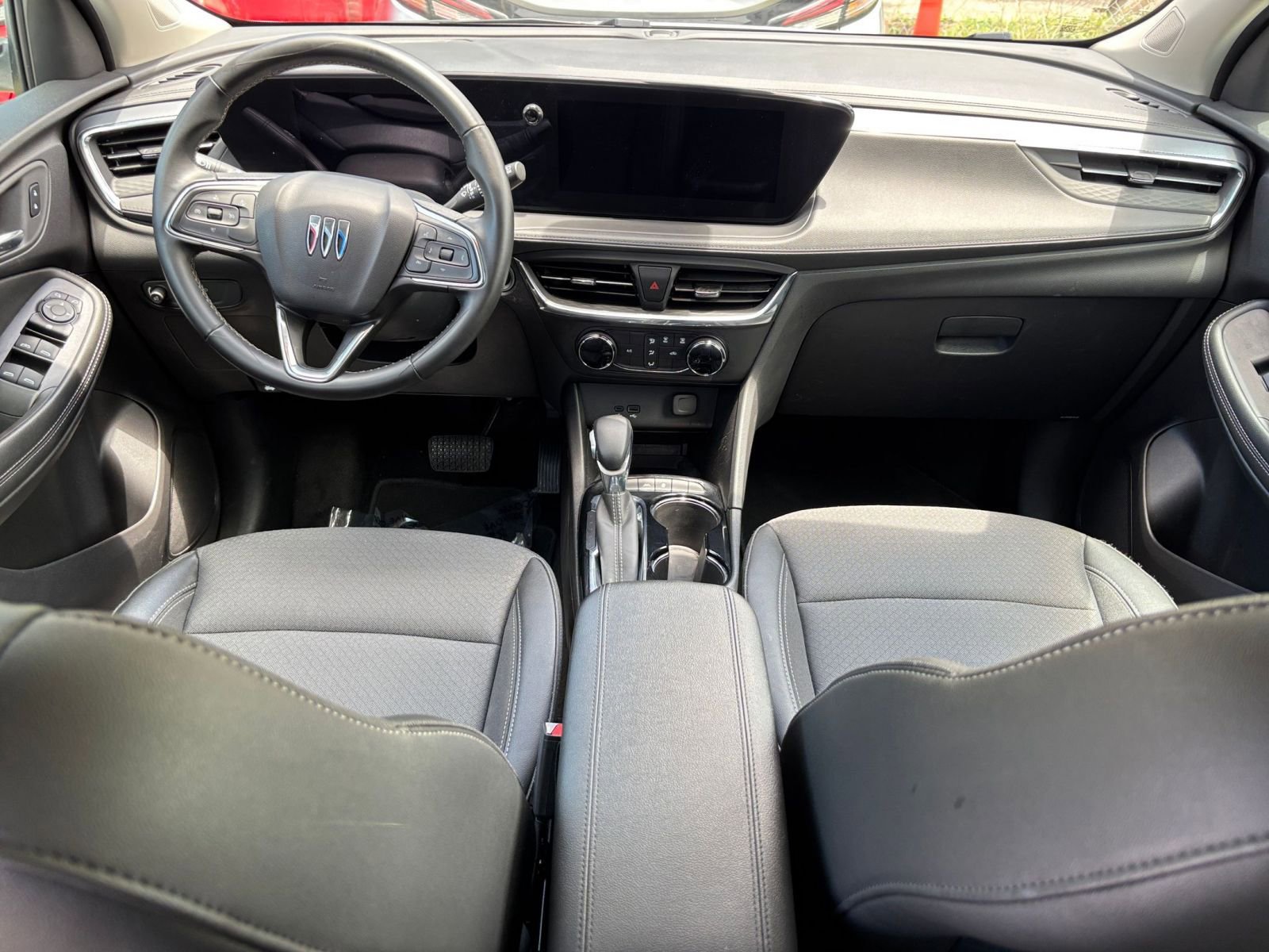 Used 2025 Buick Encore GX Preferred FWD image 40