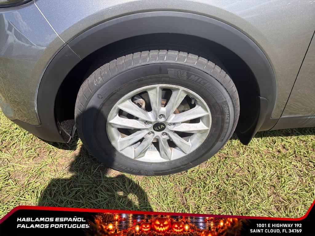 Used 2019 Kia Sorento FWD image 10