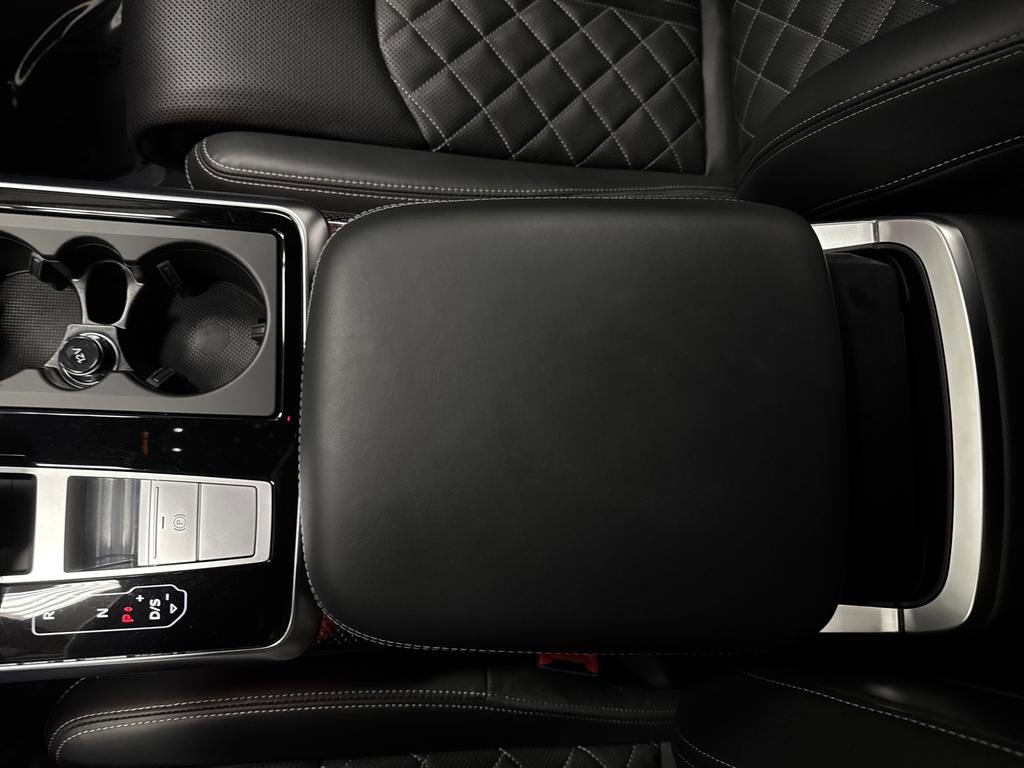 Used 2023 Audi SQ8 Prestige w/ Prestige Package image 23
