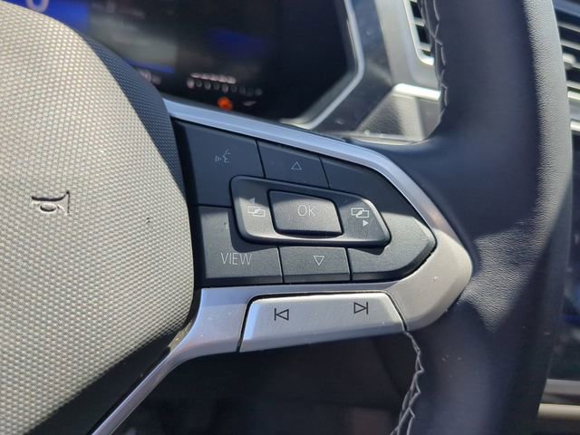 Certified 2024 Volkswagen Tiguan SE FWD image 29
