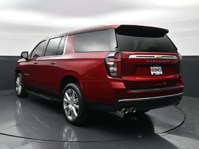 Used 2022 Chevrolet Suburban High Country AWD/4WD image 8