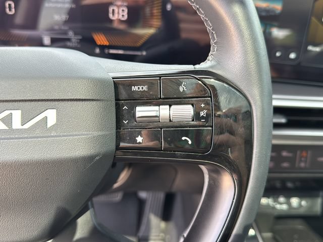Certified 2026 Kia Sorento S w/ S Panoramic Sunroof Package FWD image 21