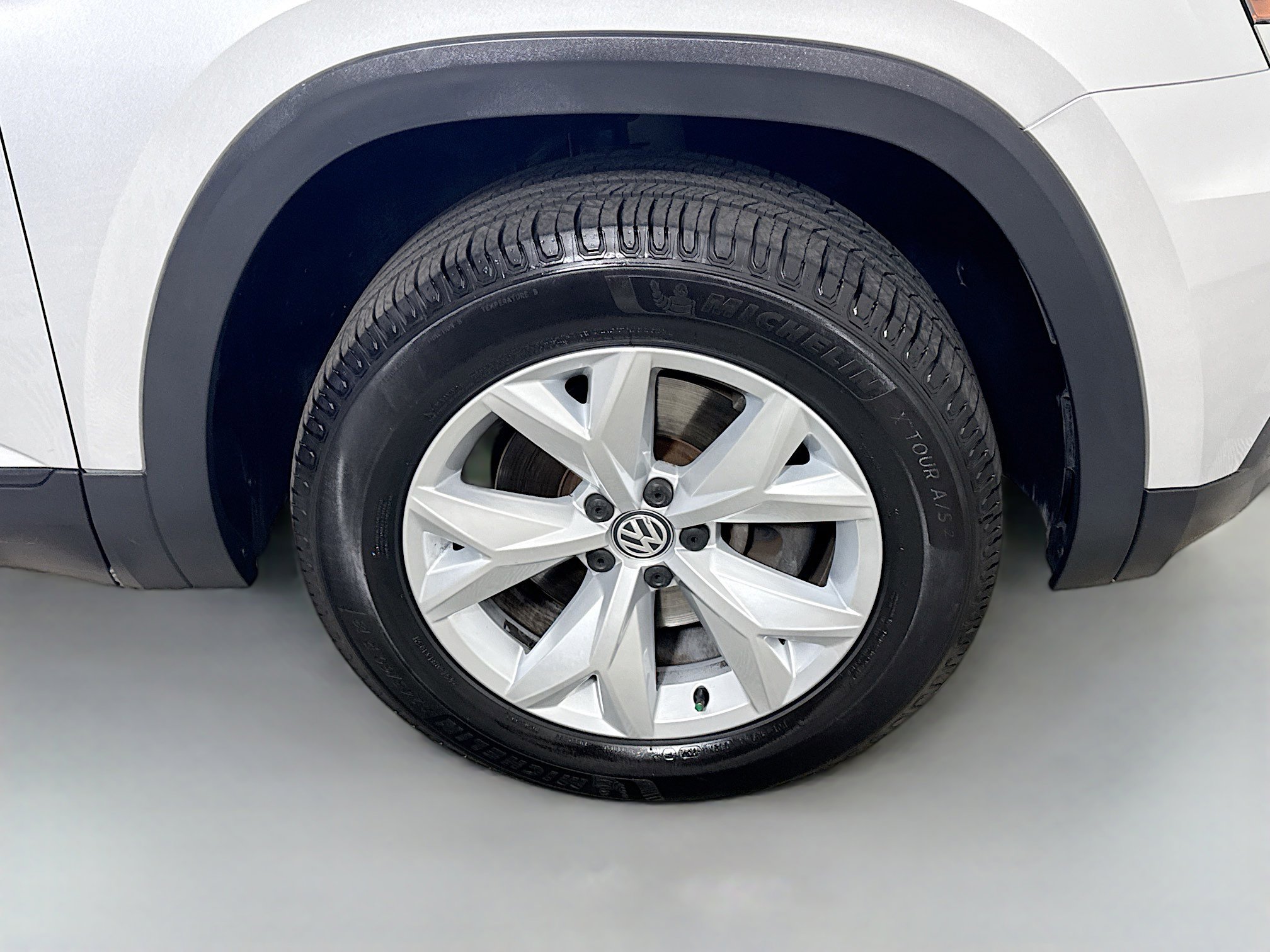 Used 2019 Volkswagen Atlas SE image 32